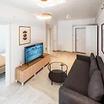 Central Apartments Near Unirii Square & Old Town