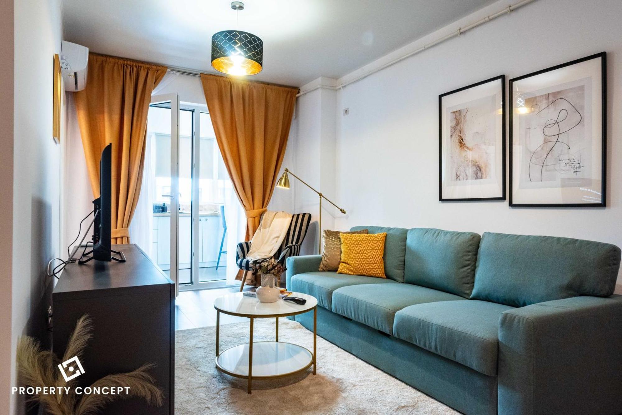 Near Unirii Square & Old Town * Bucureşti